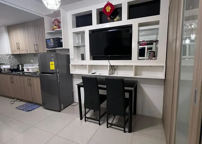 Shore Residences Moa Marc's Place