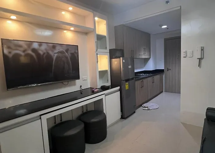 Shore Residences Moa Marc's Place